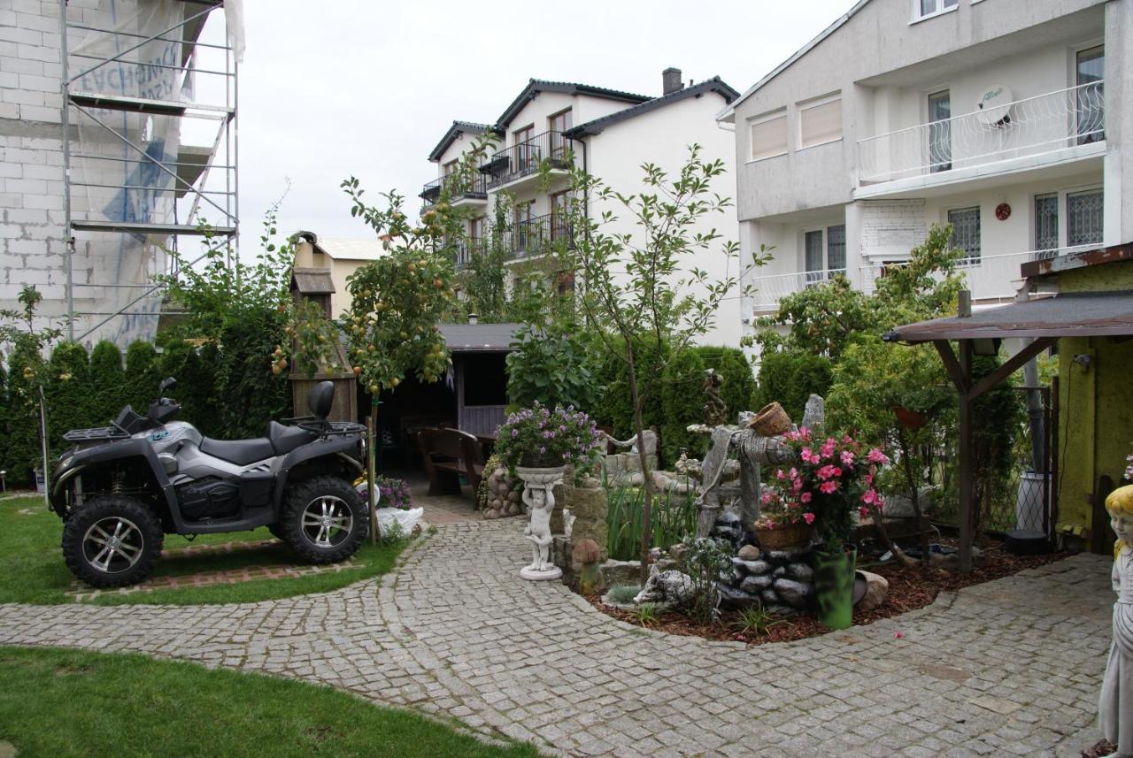 Willa U Damiana - Pokoje Noclegi Nad Morzem Großmöllen Exterior foto