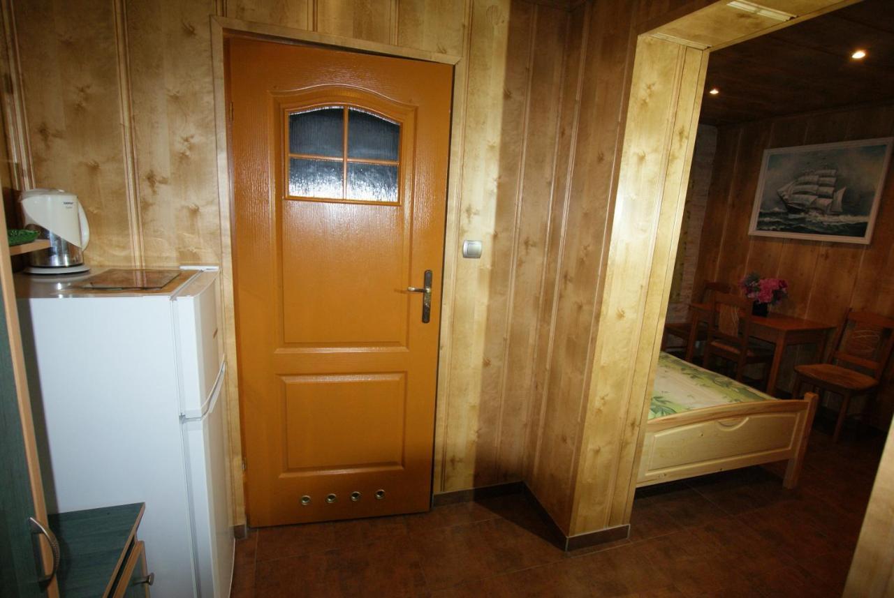 Willa U Damiana - Pokoje Noclegi Nad Morzem Großmöllen Exterior foto